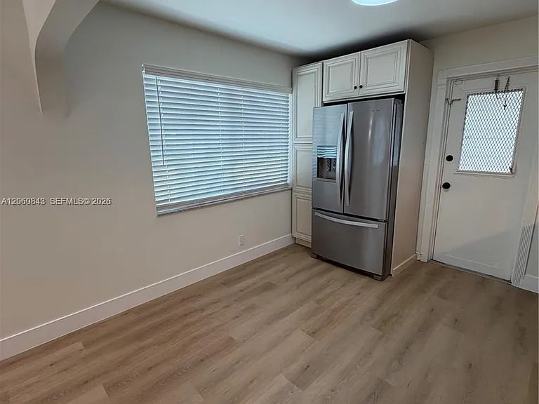 708 SW 7th Ave #1 — Photo 6