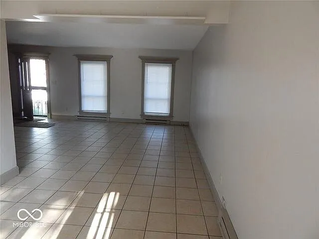 4847 Mount Vernon Dr — Photo 3