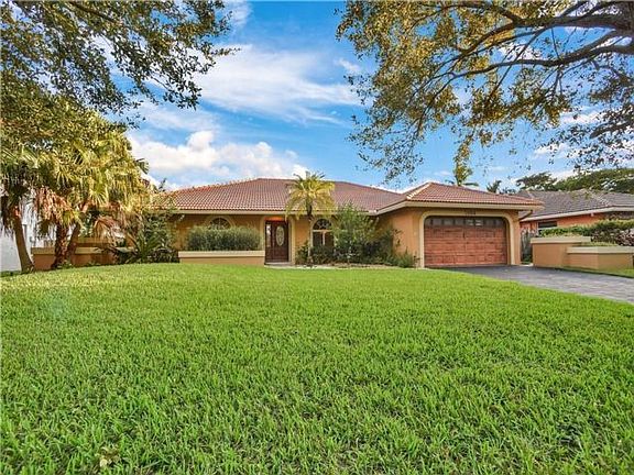 3rd image of 11004 NW 13th Ct