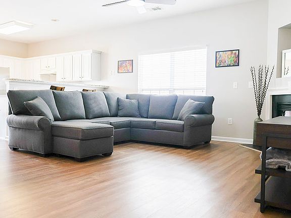 5th image of 27 Minots Ledge Ln