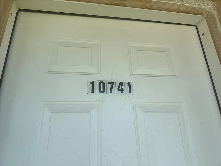 10741 SW 150th Ter — Photo 8