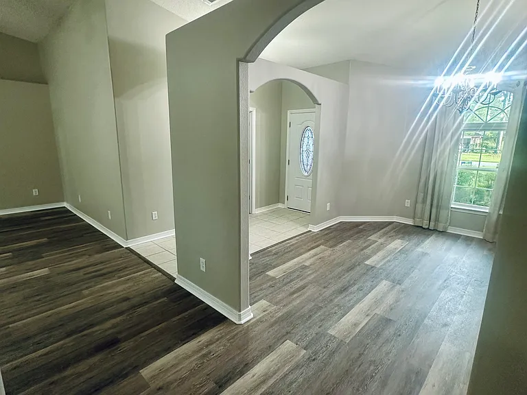 7570 Woodmont St — Photo 11
