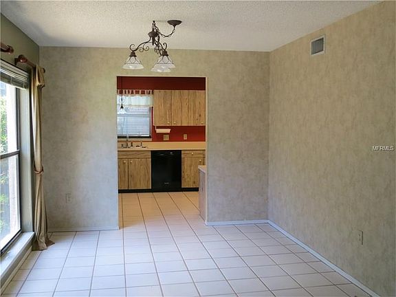5th image of 2558 Wye Oak Ln