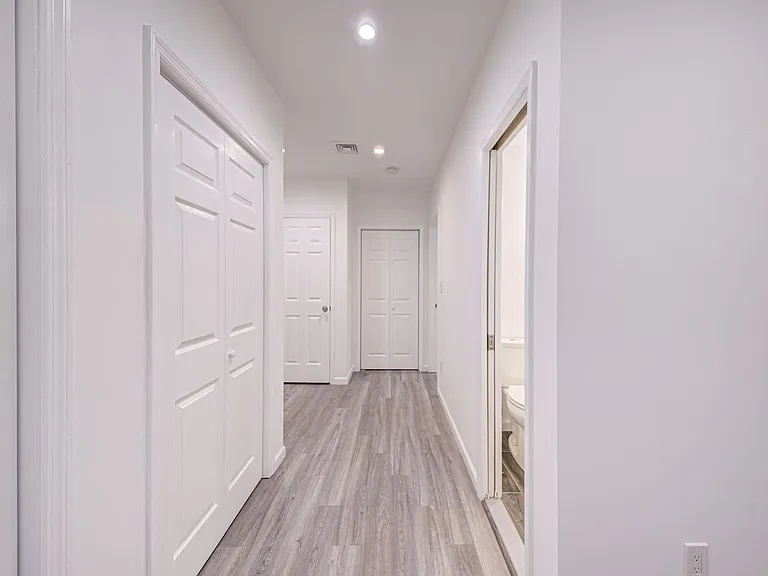 1250 North Ave — Photo 9