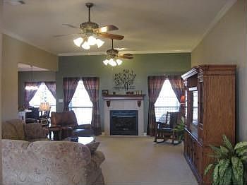 2nd image of 9 Briarwood Cir