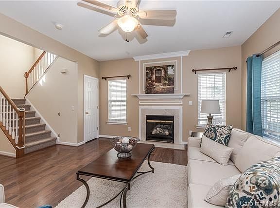 4th image of 9606 Constitution Hall Dr