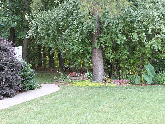 4th image of 9102 Sutlers Ln