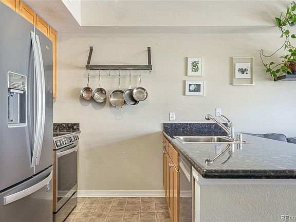 4th image of 1623 Saint Paul Street #402