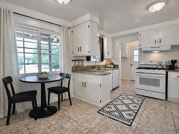 4th image of 1268 W Avenue H12