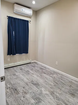 Rented by Tyler Vincent Real Estate Inc | media 17