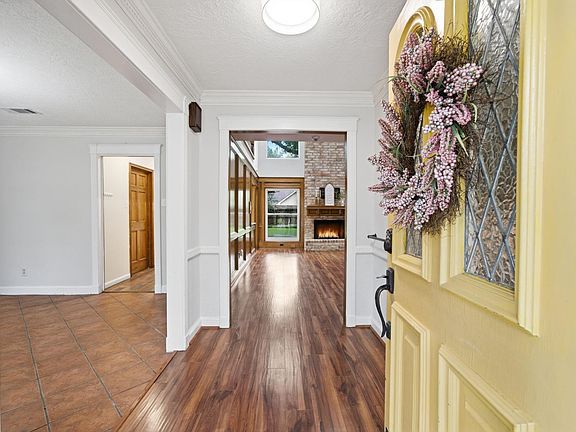 4th image of 12030 Laneview Dr