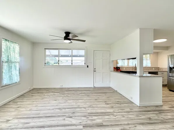 2340 University Ave., 2340 University Ave, Honolulu, HI 96822