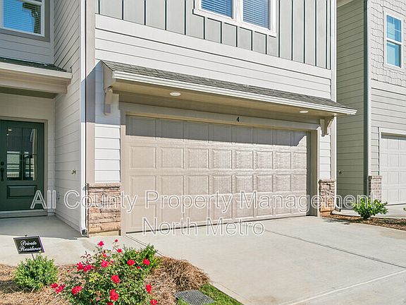 2nd image of 328 Mountain Blvd S #T-4