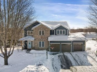 4535 Hummingbird Trl NE, Prior Lake, MN 55372