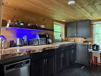 33 Shoreline Dr — Photo 3