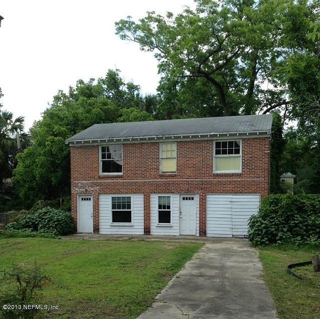 2nd image of 2035/2037 College St