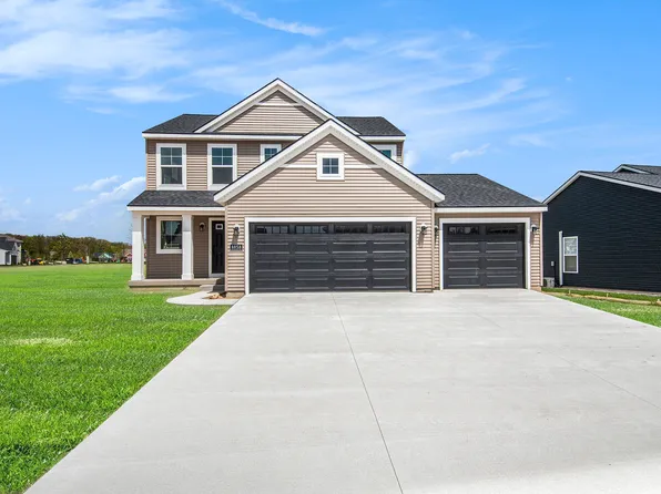 8858 Emerado Rd, Jenison, MI 49428