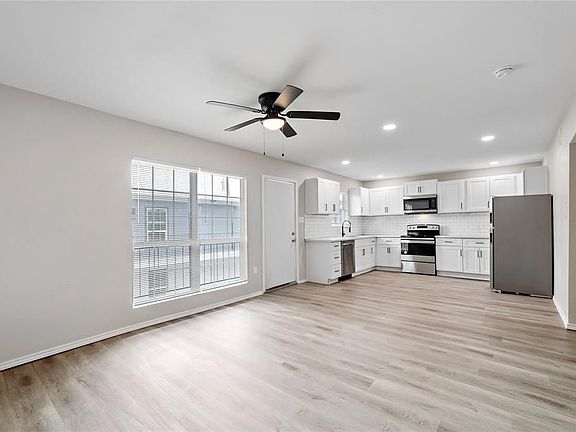3rd image of 9711 Linkmeadow Ln #15