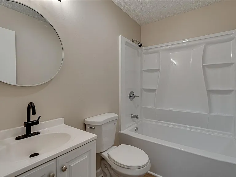 840 Emery Rd — Photo 13