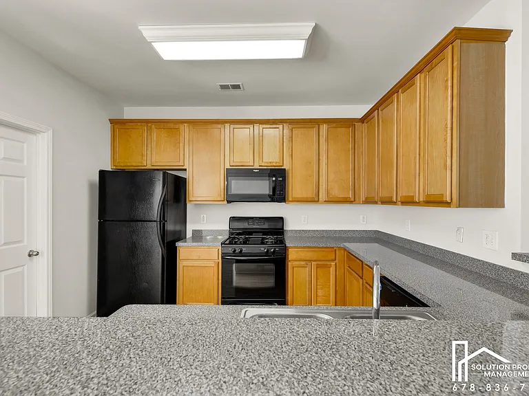 3862 Guilderoy Ln — Photo 18