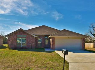 313 Woods Dr, Gatesville, TX 76528
