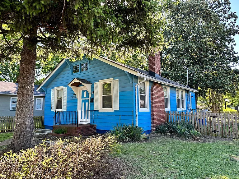 3154 Stockton St — Photo 2