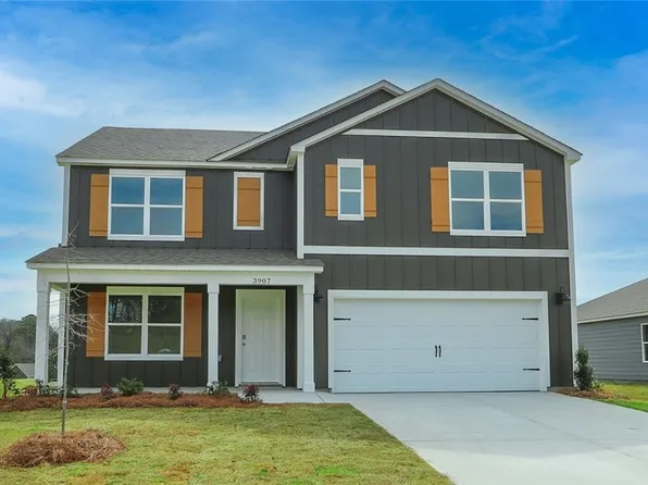 3907 Water Lily Ln, Northport, AL 35473