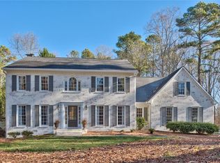 1348 Rivermist Dr, Lilburn, GA 30047