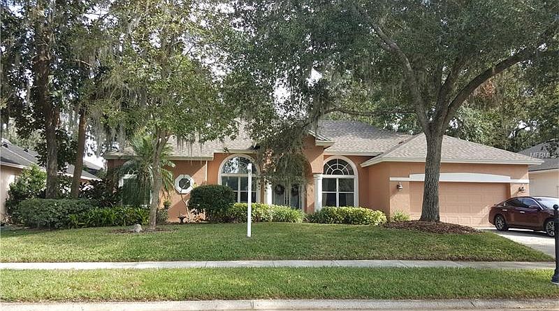 1st image of 1625 Twin Oaks Cir