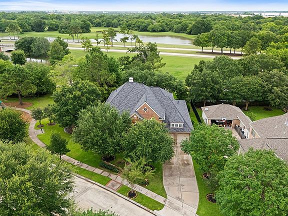 2nd image of 17614 Broad Bend Dr