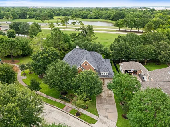 17614 Broad Bend Dr, Cypress, TX 77433