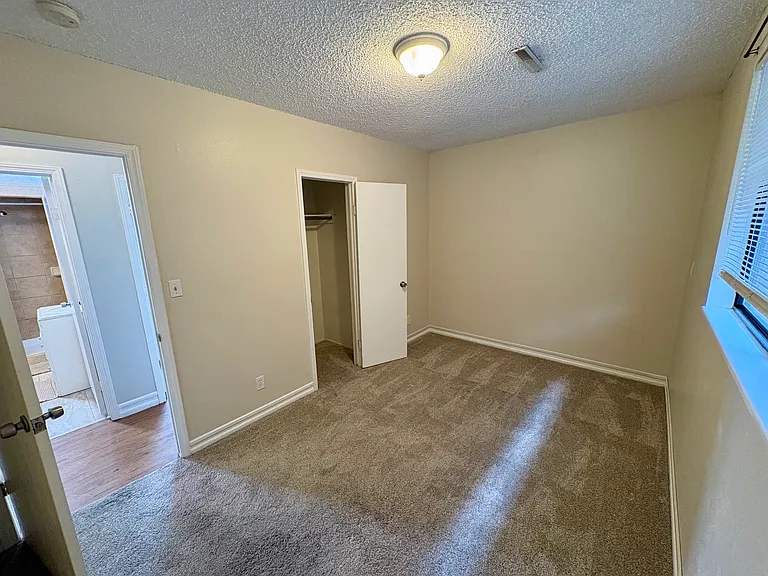 1005 Harmon Pl #1005 — Photo 16