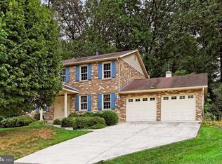 9704 Woodcarver Ct, Burke, VA 22015