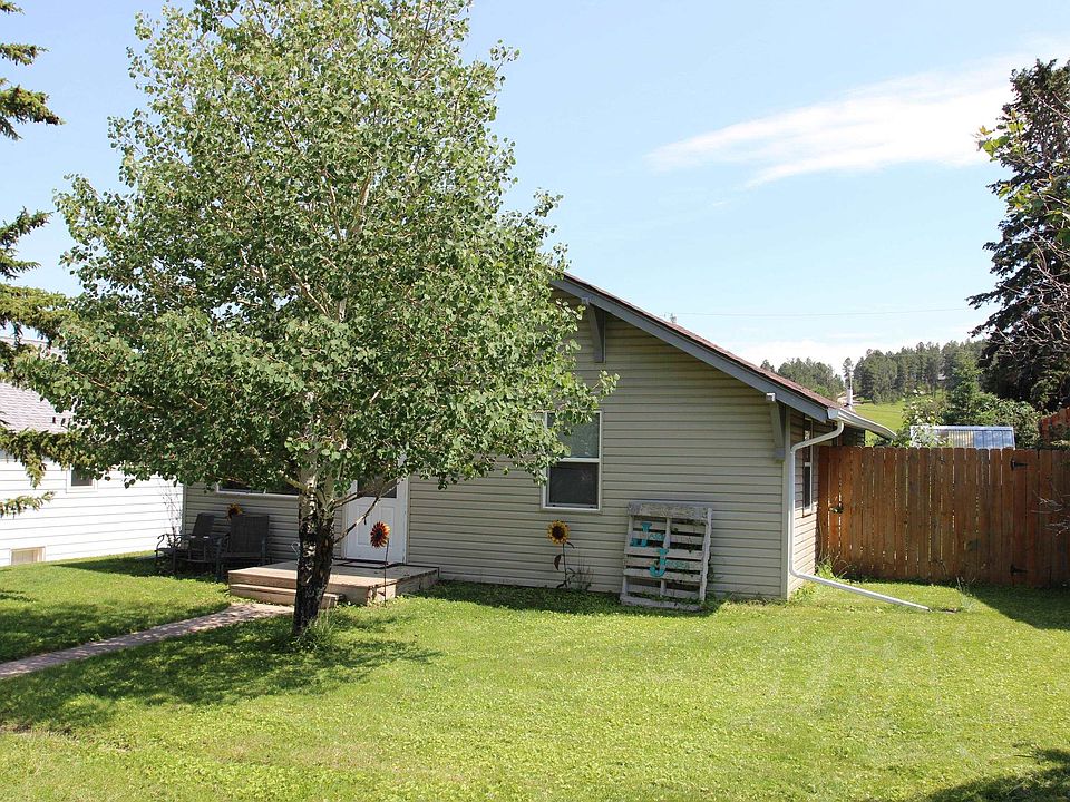 938 Gordon St, Custer, SD 57730 Zillow