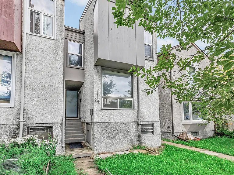 24 Taft Cres — Photo 19