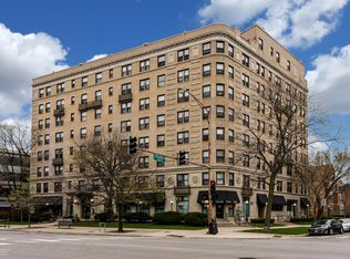 7301 N. Sheridan, Chicago, IL 60626