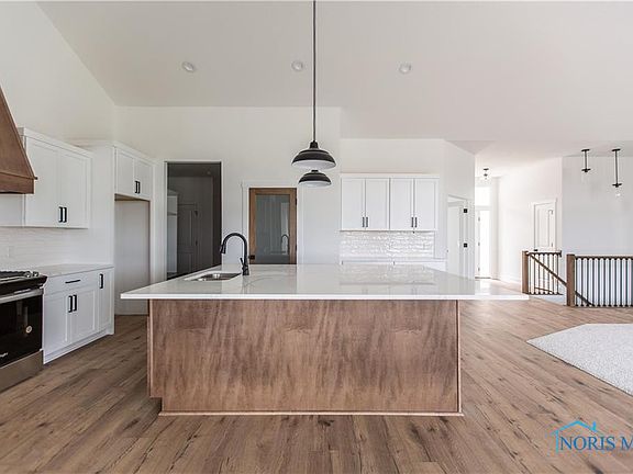 5th image of 7250 Violet Ln
