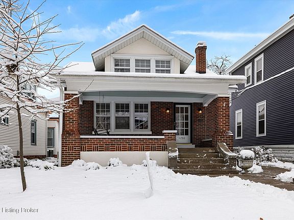 4th image of 1750 Fernwood Ave