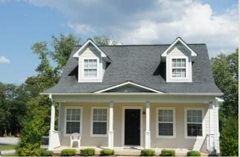 1st image of 70 S Elm Ave