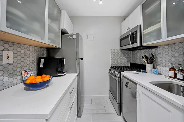 Rented by Elegran | media 9