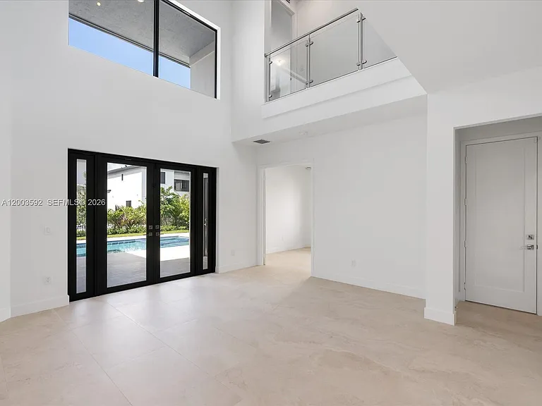 19602 NE 14th Ct — Photo 9