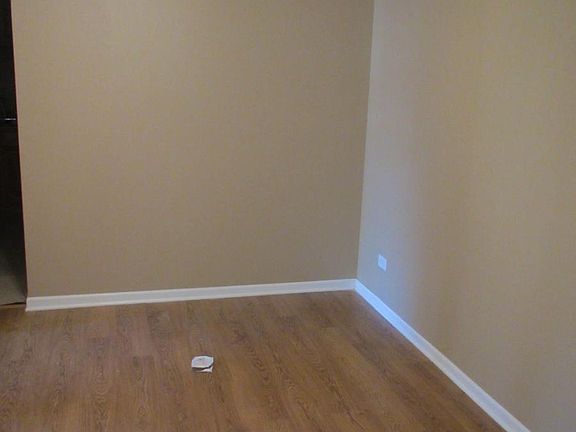 5th image of 2419 Ogden Ave APT 2