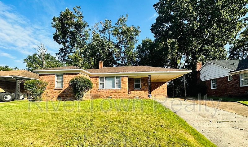 1st image of 1436 Whitney Ave