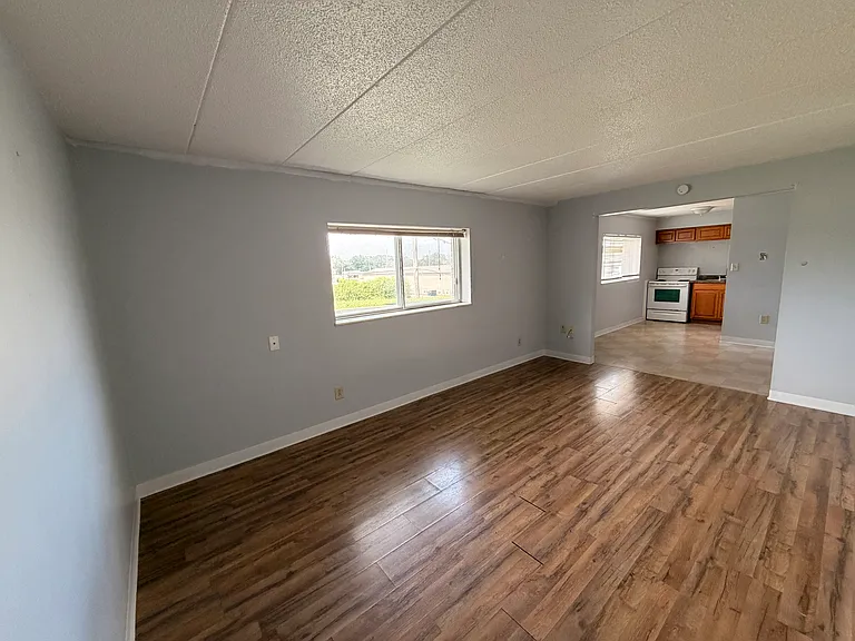 716 N Sprigg St #103 — Photo 6
