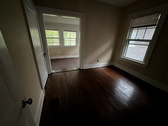 1427 Madison Ave — Photo 9