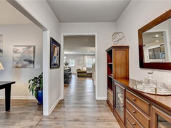 2nd image of 3153 Lowell Rd