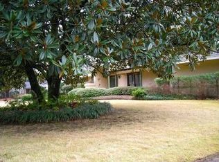 218 Rollingwood Dr, Jackson, MS