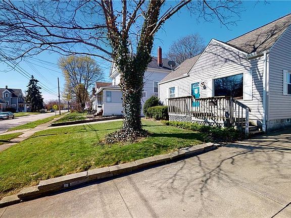 2nd image of 2066 5th St