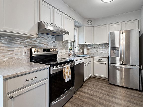 2nd image of 101 Licorice Dr