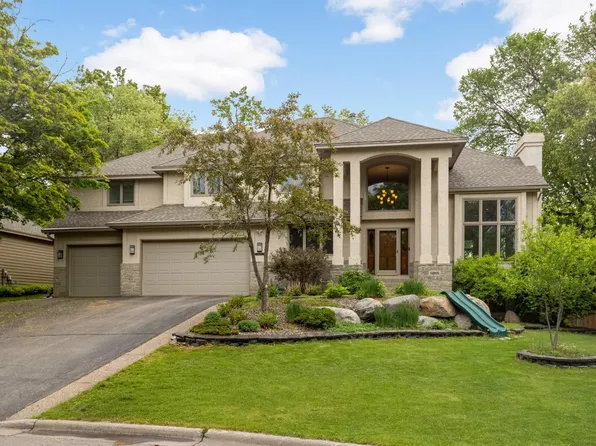 14905 White Oak Dr, Burnsville, MN 55337
